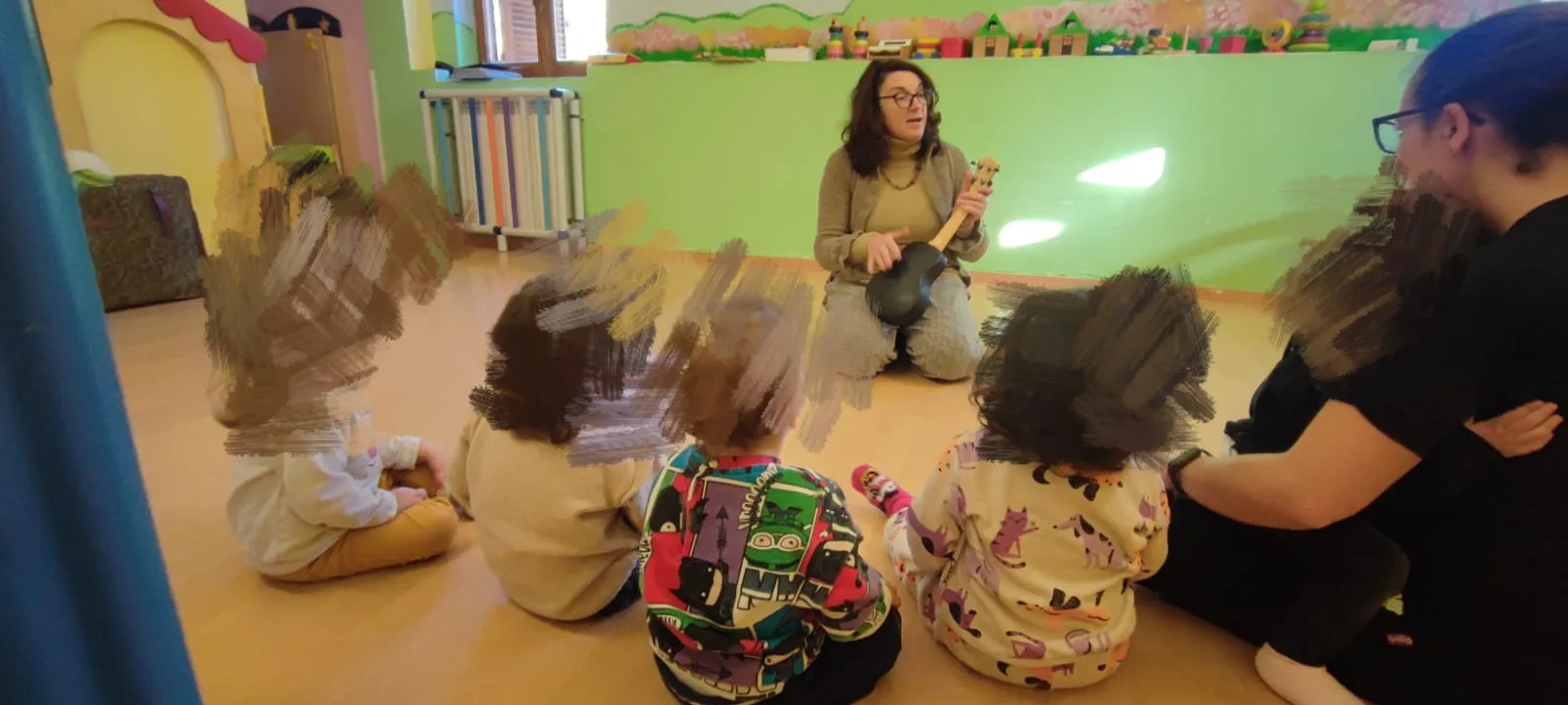 Immagine di Un nido di musica, percorso musicale per i bambini 0-3 anni